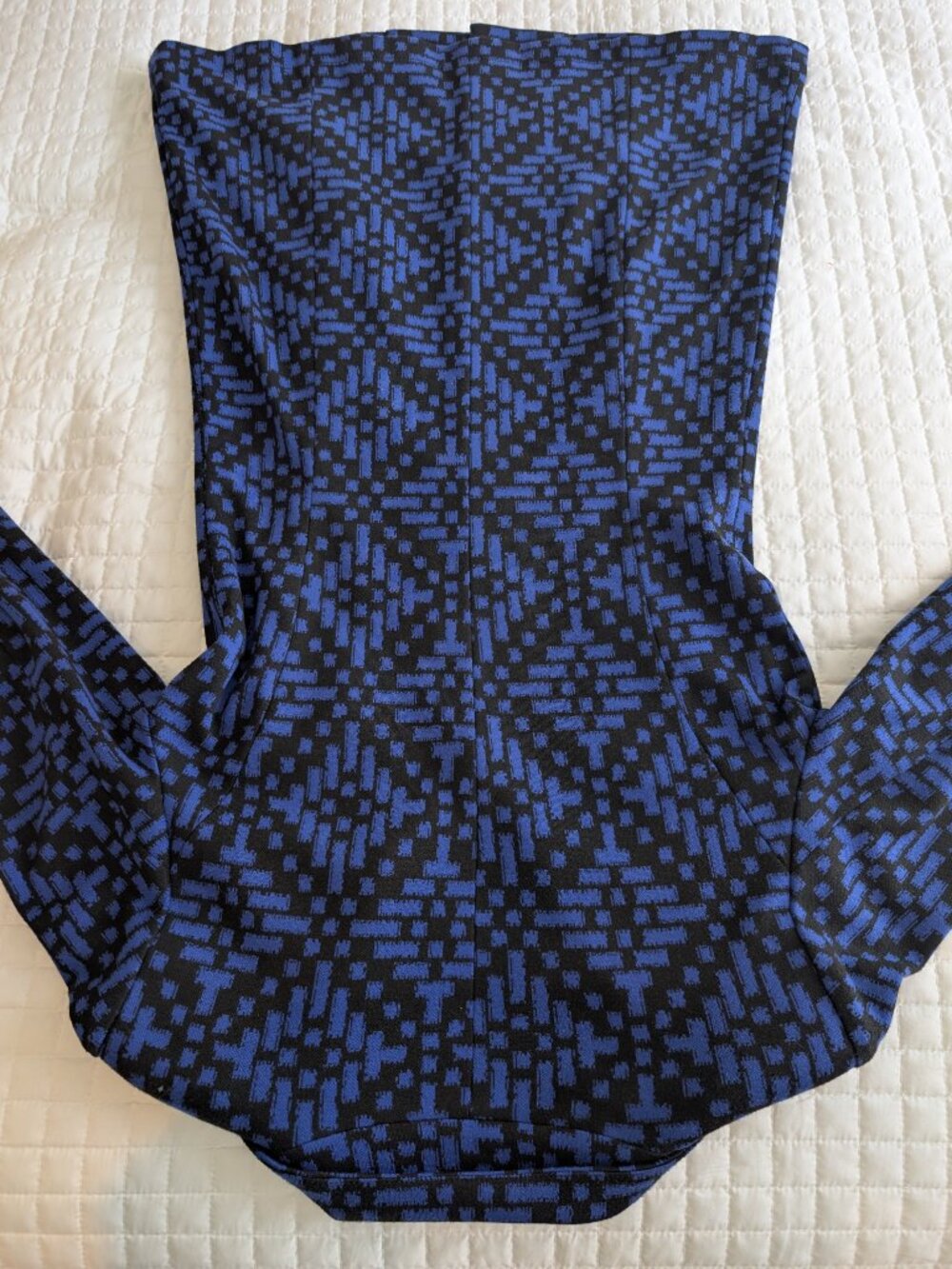 SÃO PAULO 2-Pc Knit Jacket & Matching Silk Scarf Set - 36 - Picture 5 of 13
